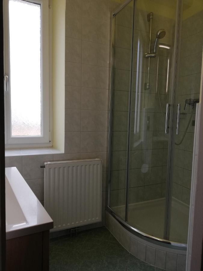 Ferienwohnung Schuhhaus Ganster มาเรียตเซลล์ ภายนอก รูปภาพ